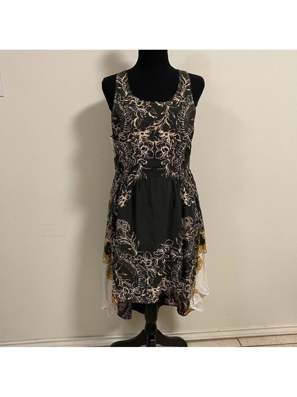Free People Dress Women’s Size Medium Russian Plate Hi-Low Sleeveless dress